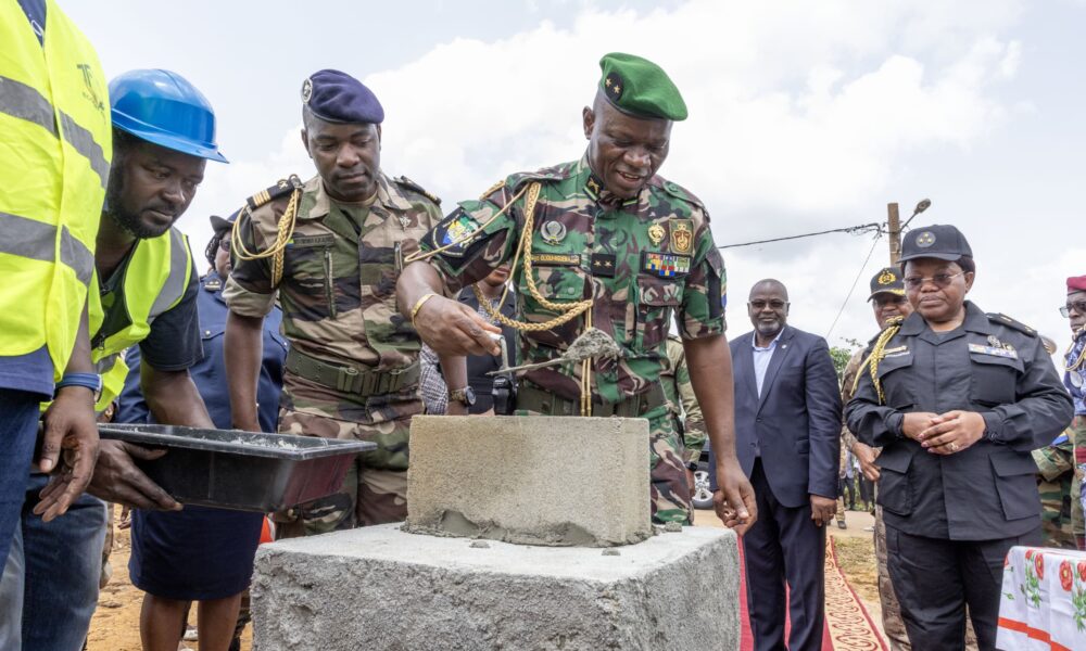 Gabon Lapplication Xgest Le Chemin De Croix Des Parents D L Ves