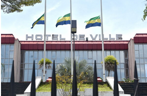 Libreville/ pénurie de timbres municipaux: Eugène M&rsquo;BA autorise la légalisation des actes d’état civil sans timbre